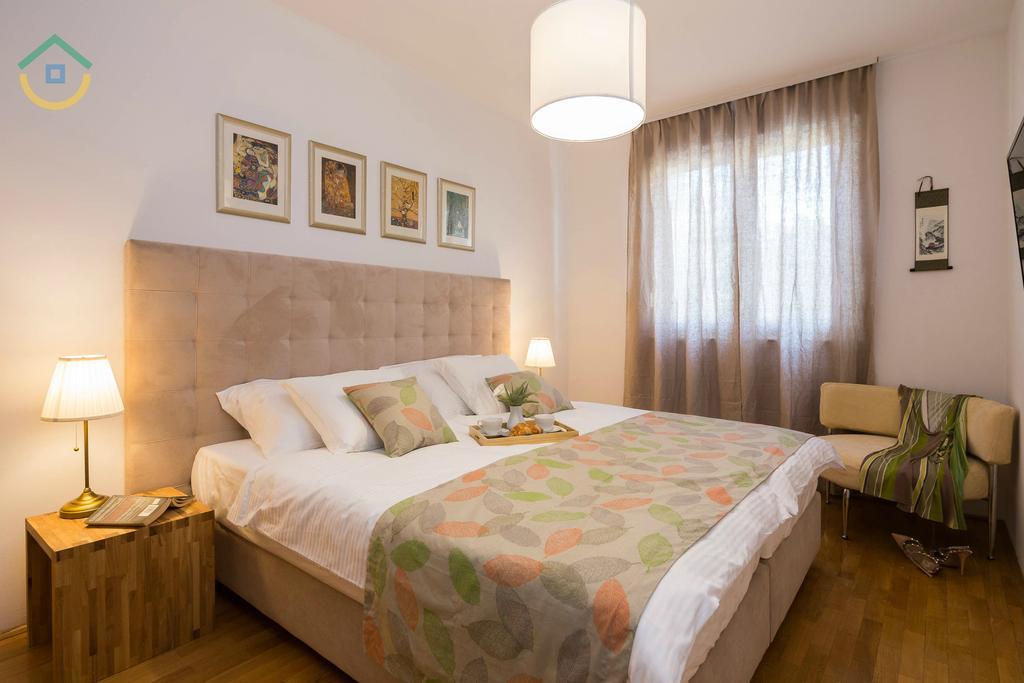 Sun Spalato Views Stari Apartment Luaran gambar